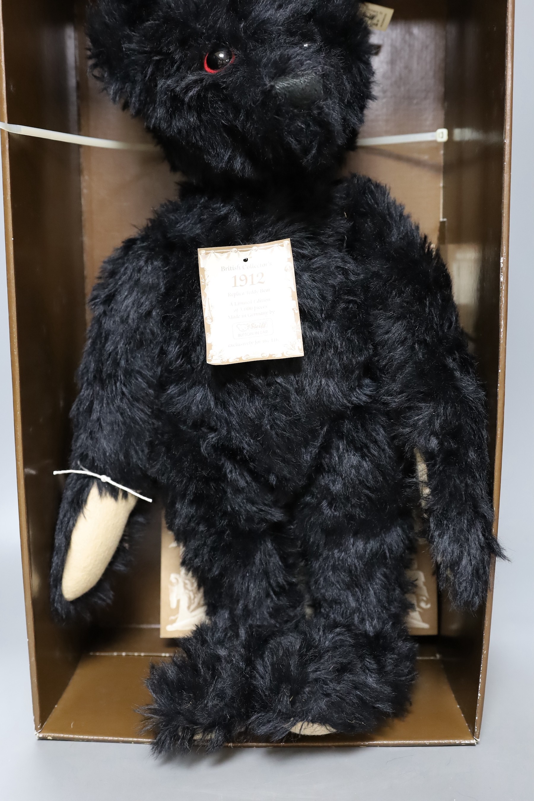 Steiff Replica teddy Bear, No.228, box and certificate